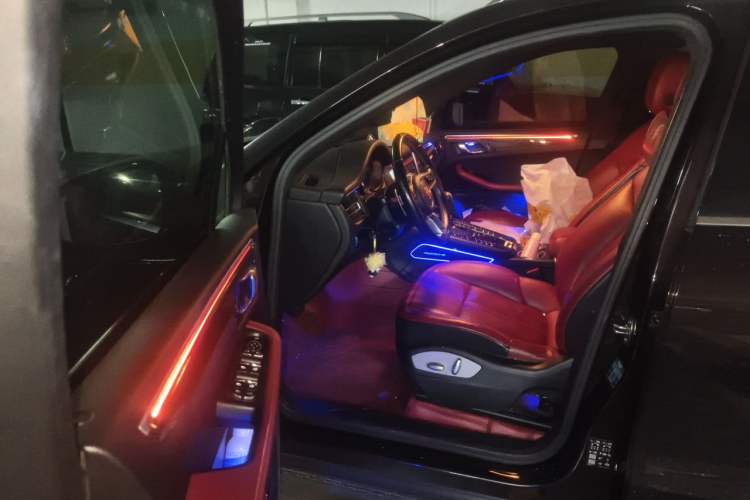 Used Porsche Macan 2018 Macan 2.0T Driver Seat