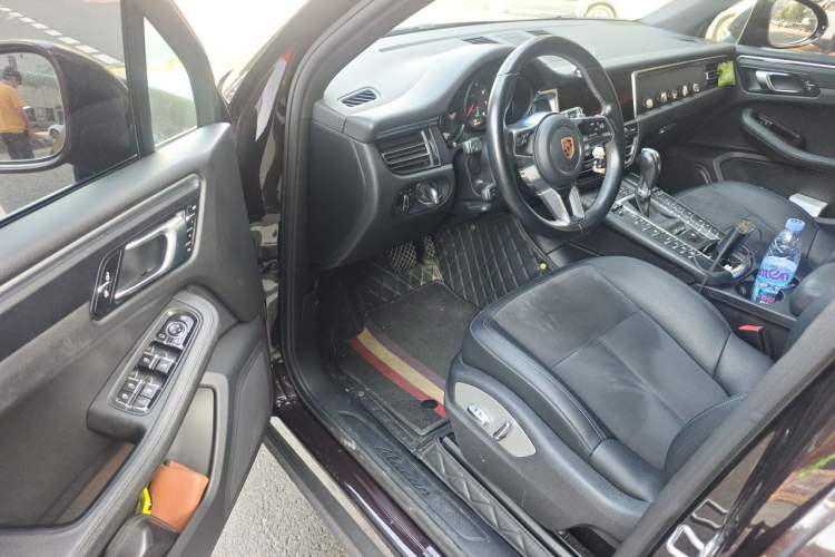Used Porsche Macan 2018 Macan 2.0T Driver Seat