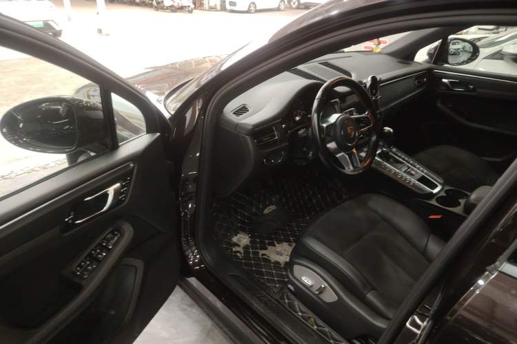Used Porsche Macan 2018 Macan 2.0T Driver Seat