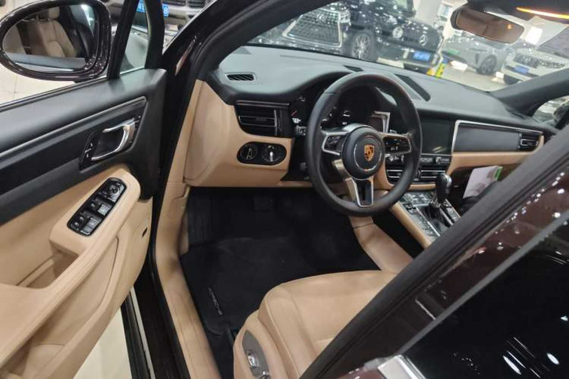 Used Porsche Macan 2018 Macan 2.0T Driver Seat
