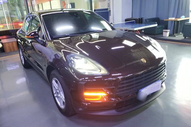 Used Porsche Macan 2018 Macan 2.0T Exterior 2