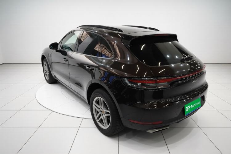 Used Porsche Macan 2018 Macan 2.0T Exterior 2