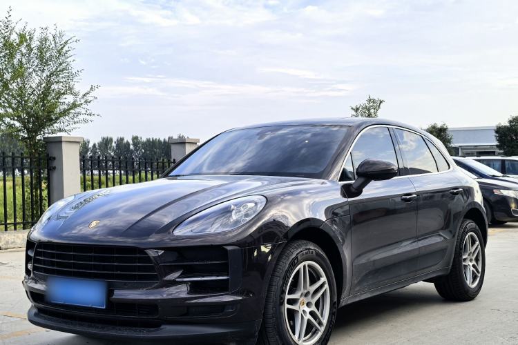 Used Porsche Macan 2018 Macan 2.0T Exterior 4