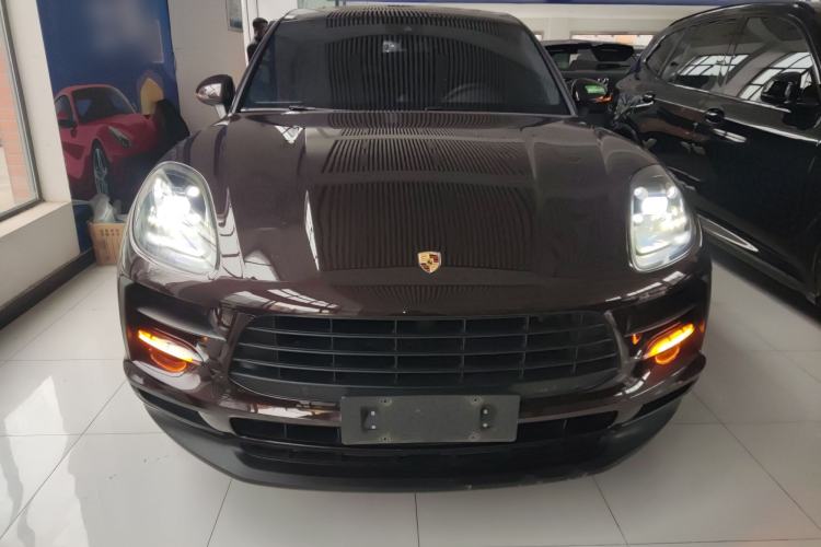 Used Porsche Macan 2018 Macan 2.0T Front