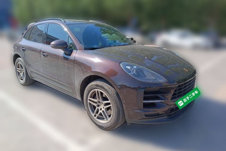 Used Porsche Macan 2018 Macan 2.0T Front Right 45 Deg