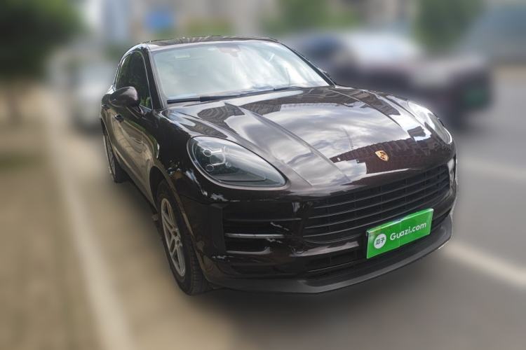 Used Porsche Macan 2018 Macan 2.0T Front Right 45 Deg
