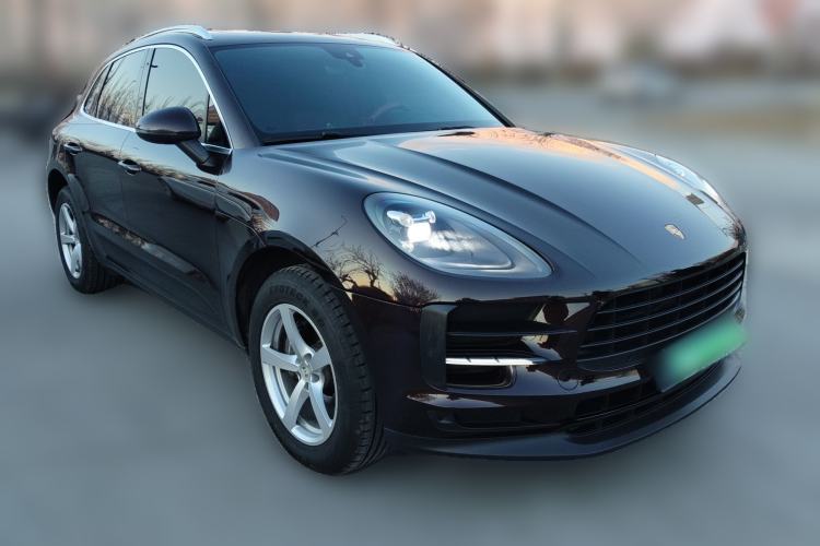 Used Porsche Macan 2018 Macan 2.0T Front Right 45 Deg