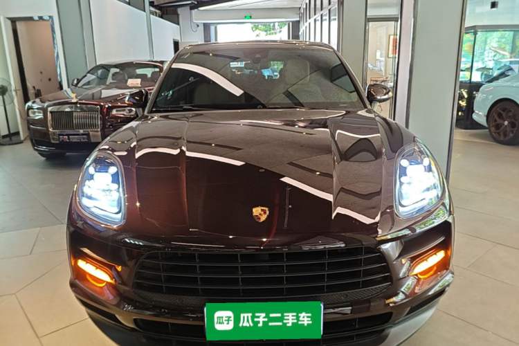 Used Porsche Macan 2018 Macan 2.0T Front