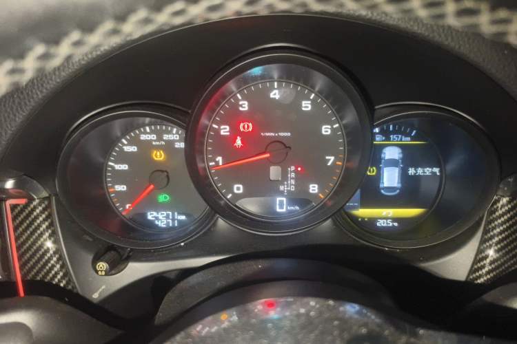 Used Porsche Macan 2018 Macan 2.0T Instrument Cluster