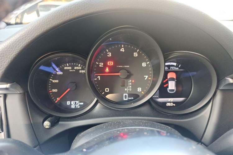 Used Porsche Macan 2018 Macan 2.0T Instrument Cluster