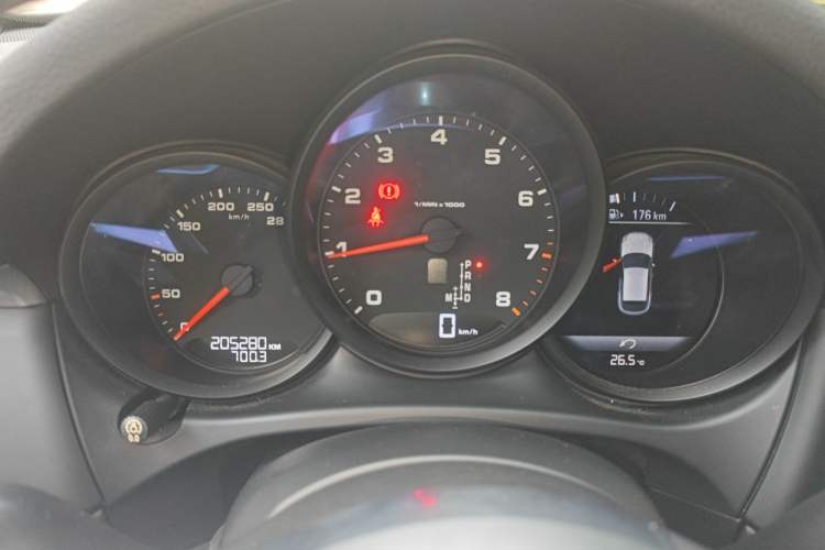 Used Porsche Macan 2018 Macan 2.0T Instrument Cluster
