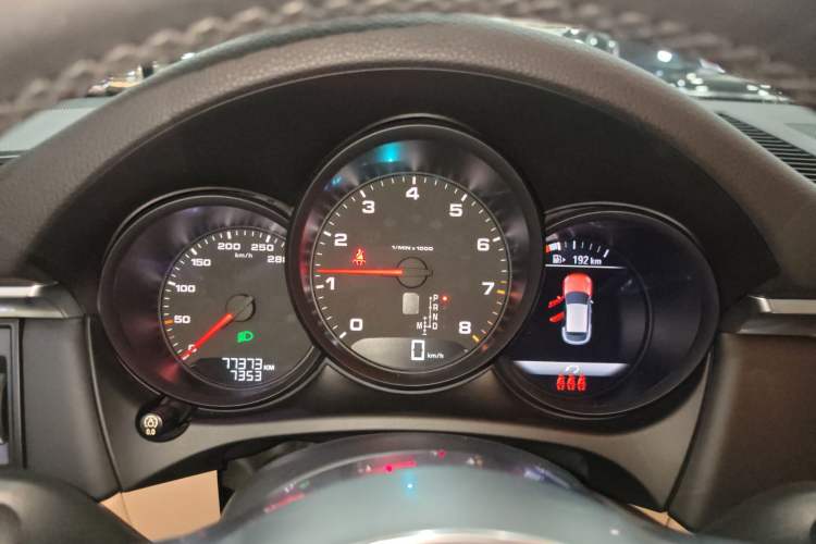 Used Porsche Macan 2018 Macan 2.0T Instrument Cluster