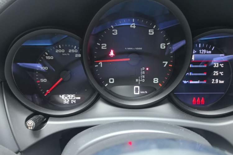 Used Porsche Macan 2018 Macan 2.0T Instrument Cluster