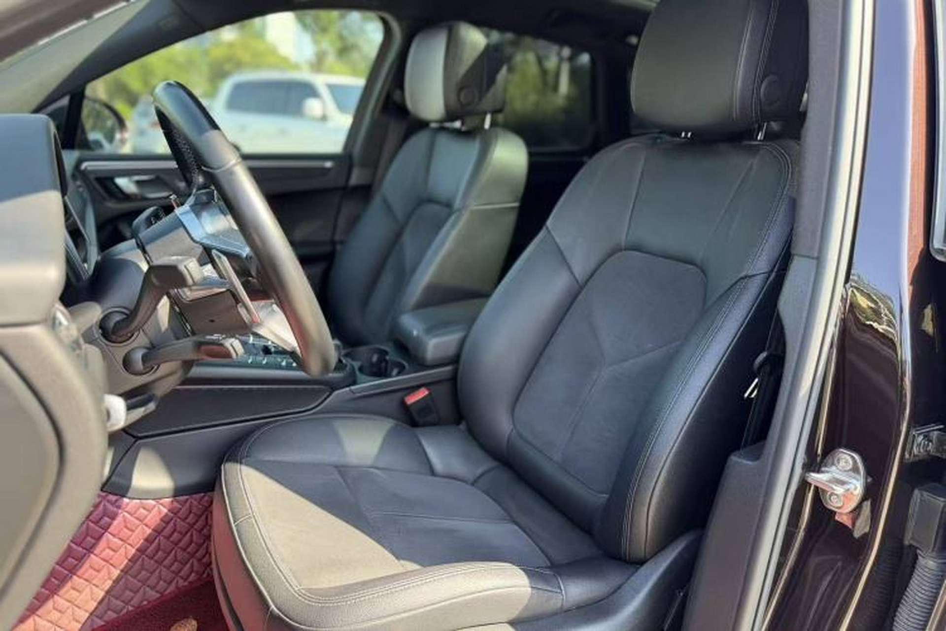 Used Porsche Macan 2018 Macan 2.0T Interior 2