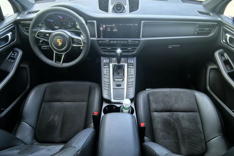 Used Porsche Macan 2018 Macan 2.0T Interior 3