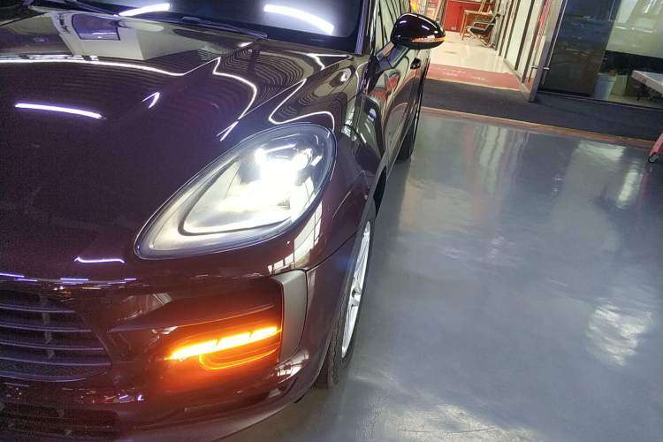 Used Porsche Macan 2018 Macan 2.0T Left Front Headlight