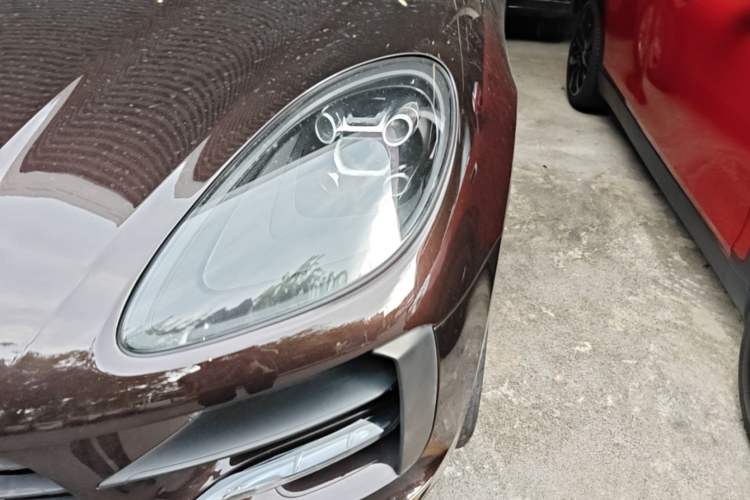Used Porsche Macan 2018 Macan 2.0T Left Front Headlight