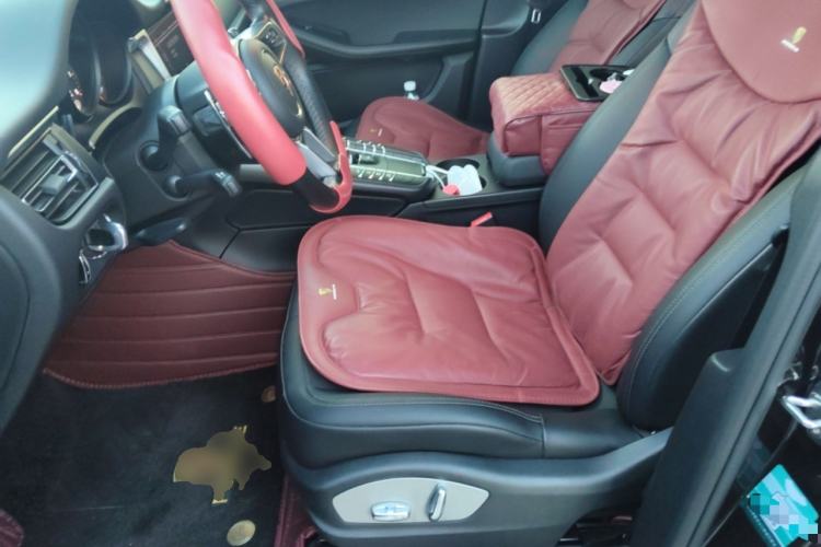 Used Porsche Macan 2018 Macan 2.0T Left Front Seat