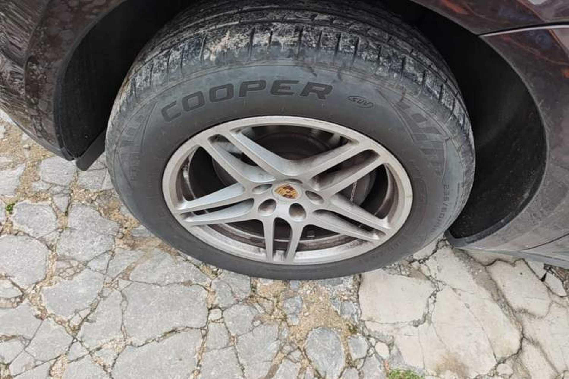 Used Porsche Macan 2018 Macan 2.0T Left Front Wheel Hub