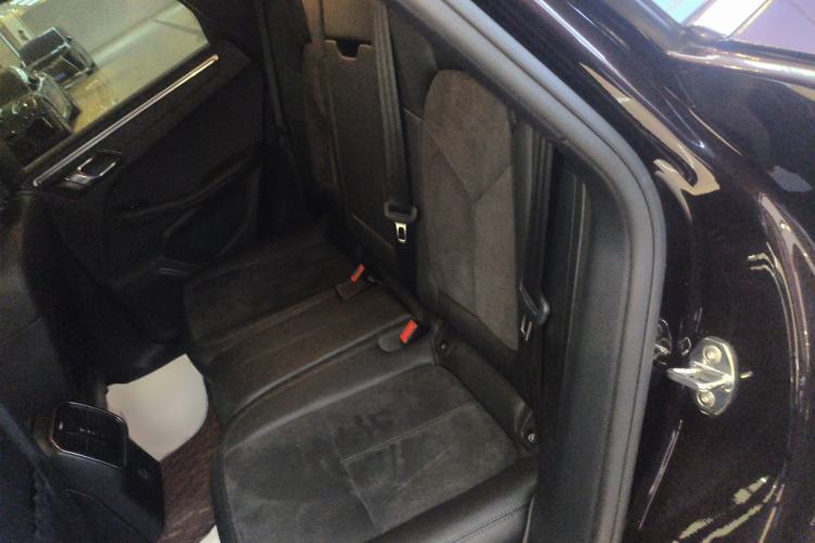 Used Porsche Macan 2018 Macan 2.0T Left Rear Seat