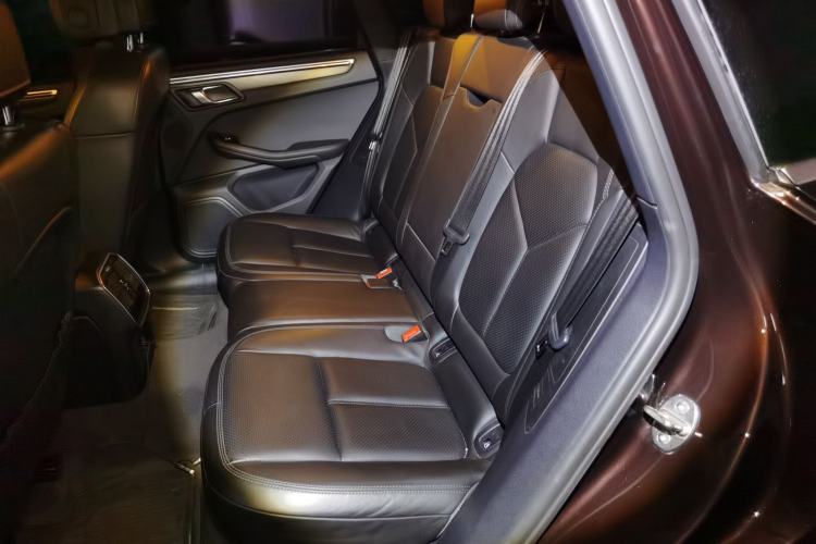 Used Porsche Macan 2018 Macan 2.0T Left Rear Seat