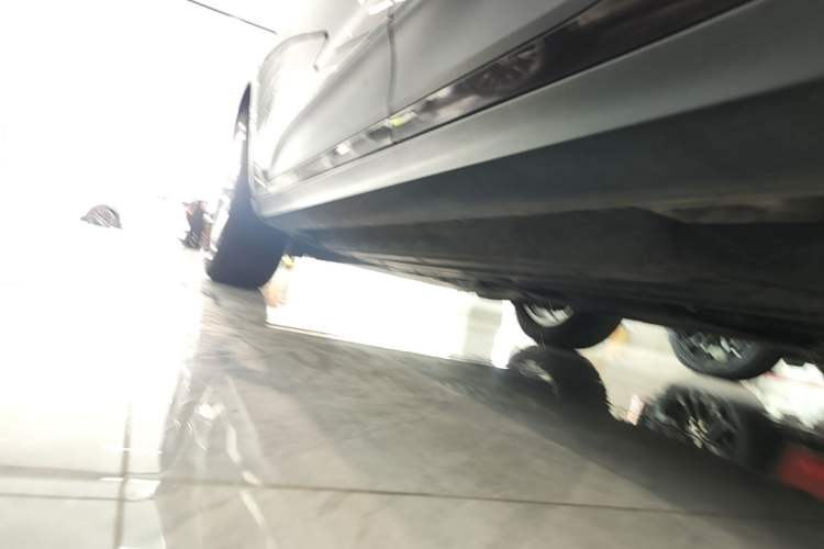 Used Porsche Macan 2018 Macan 2.0T Left Side Sill