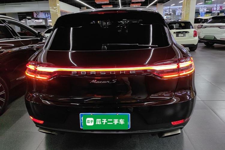 Used Porsche Macan 2018 Macan 2.0T Rear