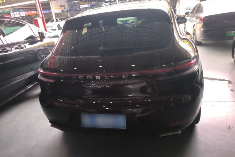 Used Porsche Macan 2018 Macan 2.0T Rear