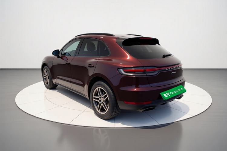 Used Porsche Macan 2018 Macan 2.0T Rear Left 45 Deg