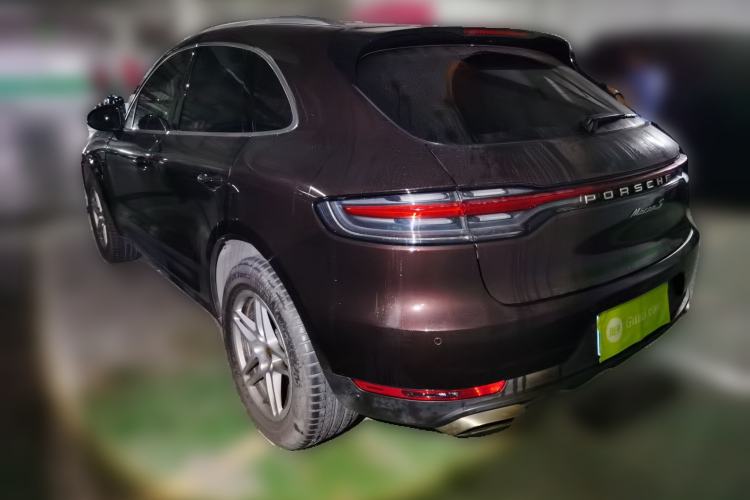 Used Porsche Macan 2018 Macan 2.0T Rear Left 45 Deg