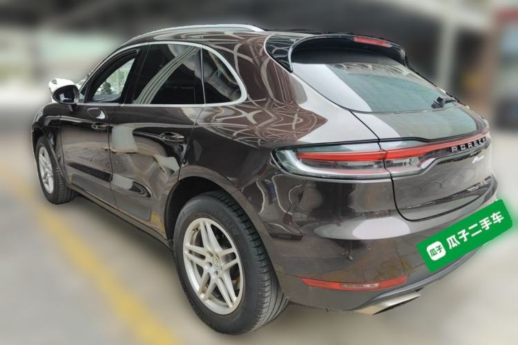 Used Porsche Macan 2018 Macan 2.0T Rear Left 45 Deg