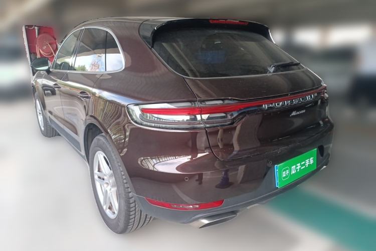 Used Porsche Macan 2018 Macan 2.0T Rear Left 45 Deg