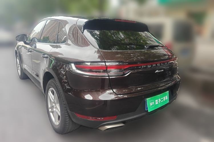Used Porsche Macan 2018 Macan 2.0T Rear Left 45 Deg