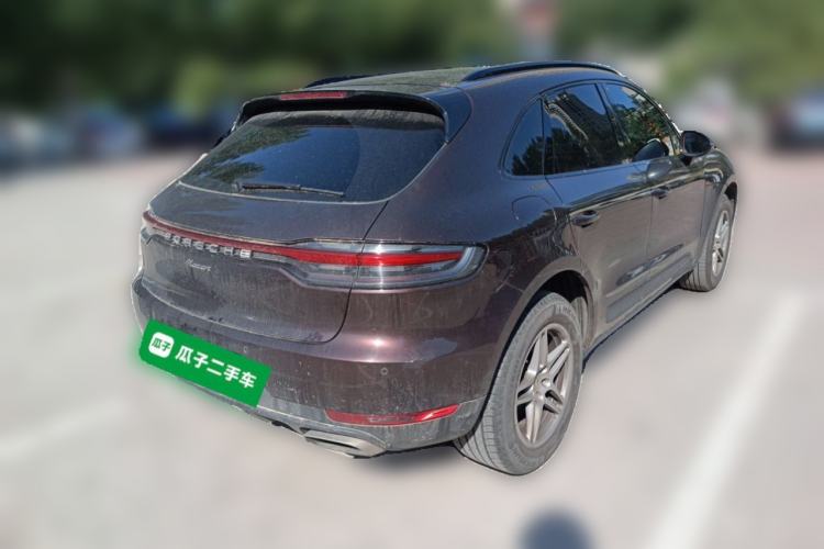 Used Porsche Macan 2018 Macan 2.0T Rear Right 45 Deg
