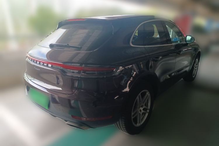 Used Porsche Macan 2018 Macan 2.0T Rear Right 45 Deg