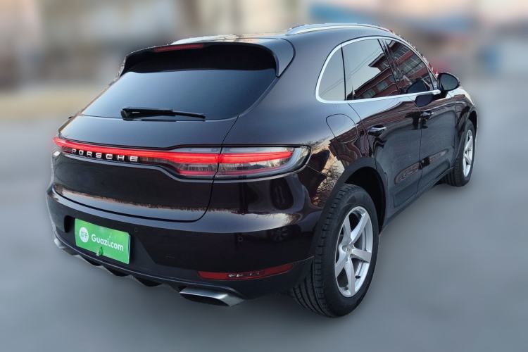 Used Porsche Macan 2018 Macan 2.0T Rear Right 45 Deg