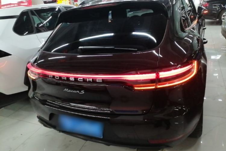 Used Porsche Macan 2018 Macan 2.0T Rear