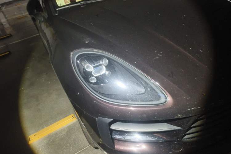 Used Porsche Macan 2018 Macan 2.0T Right Front Headlight