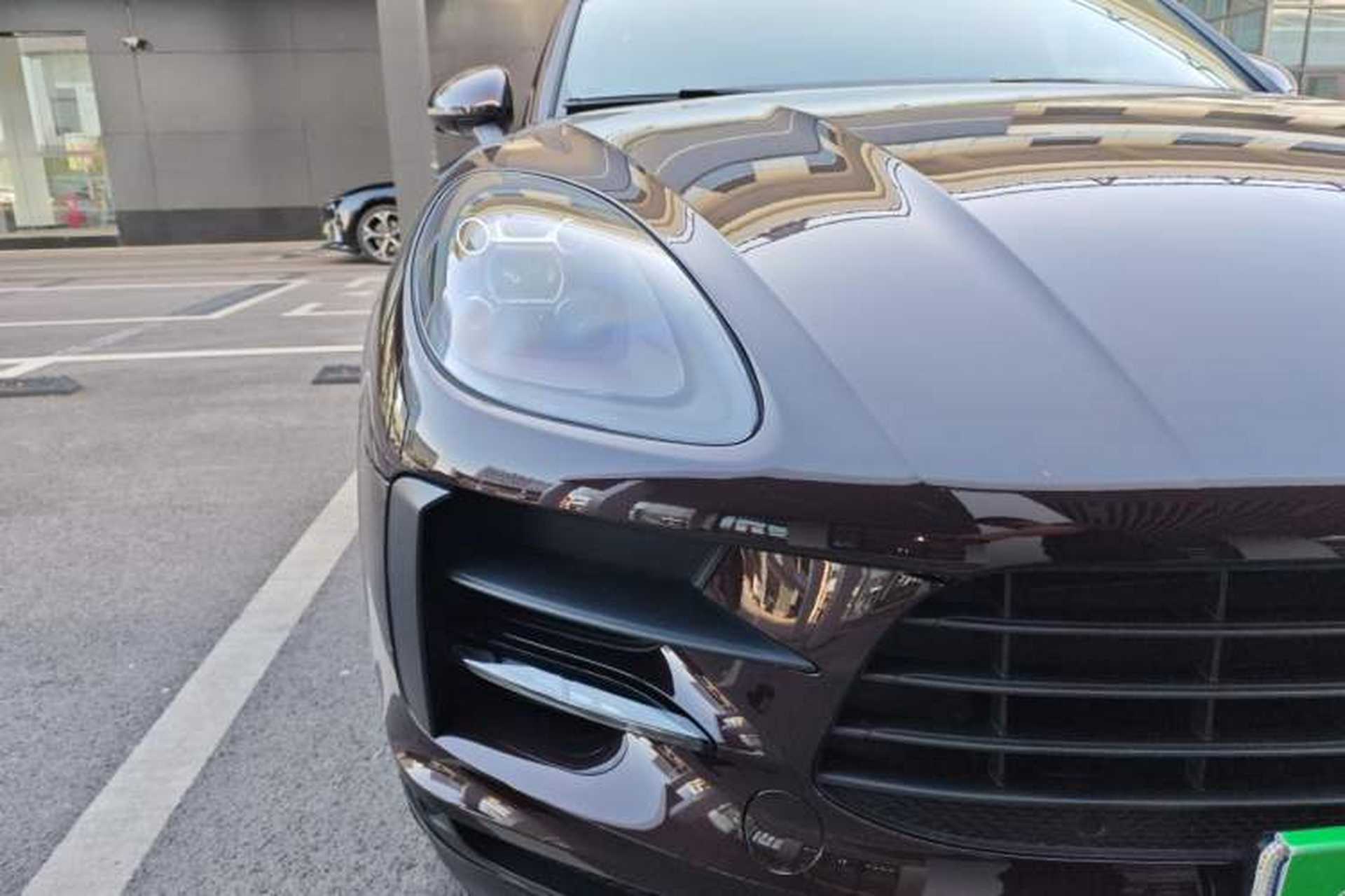 Used Porsche Macan 2018 Macan 2.0T Right Front Headlight