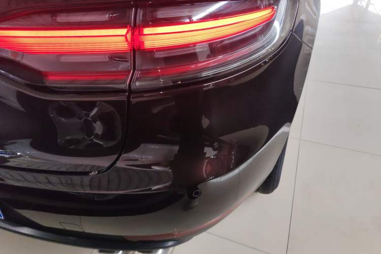 Used Porsche Macan 2018 Macan 2.0T Right Rear Taillight