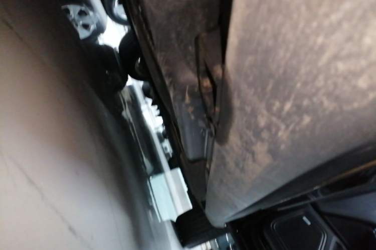 Used Porsche Macan 2018 Macan 2.0T Right Side Sill