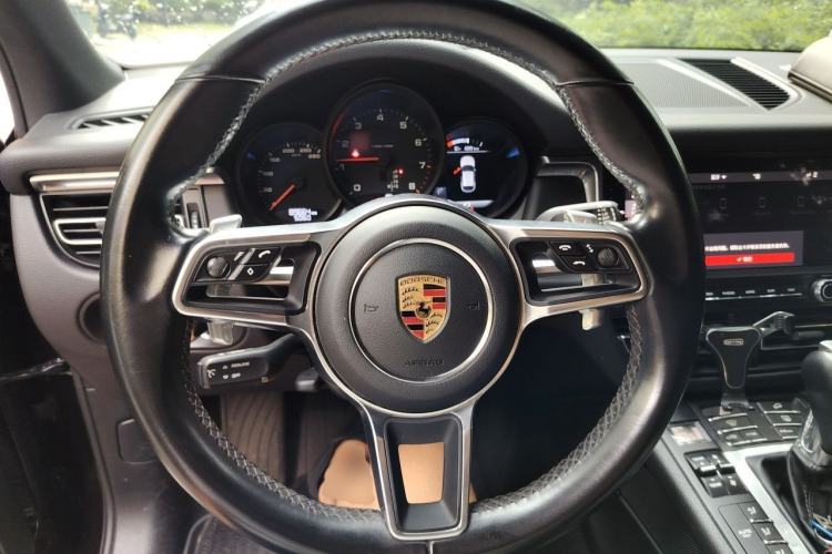 Used Porsche Macan 2018 Macan 2.0T Steering Wheel