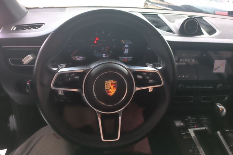 Used Porsche Macan 2018 Macan 2.0T Steering Wheel