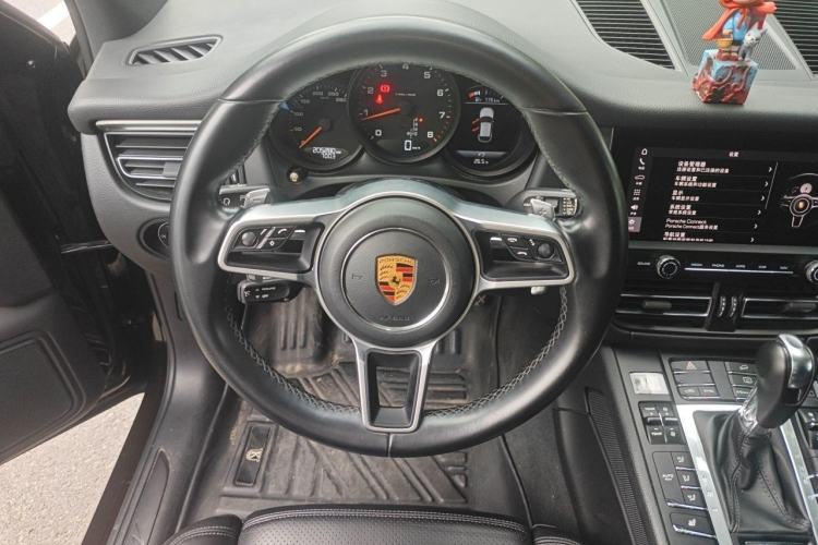 Used Porsche Macan 2018 Macan 2.0T Steering Wheel