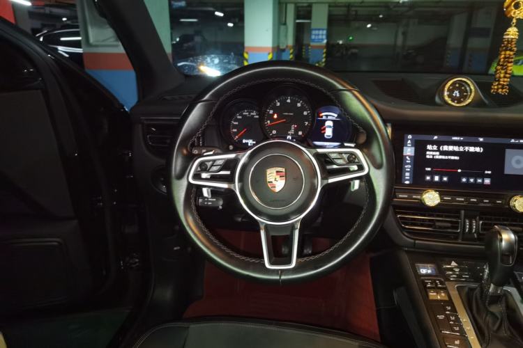 Used Porsche Macan 2018 Macan 2.0T Steering Wheel