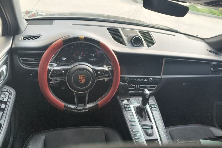 Used Porsche Macan 2018 Macan 2.0T Steering Wheel