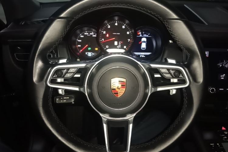 Used Porsche Macan 2018 Macan 2.0T Steering Wheel