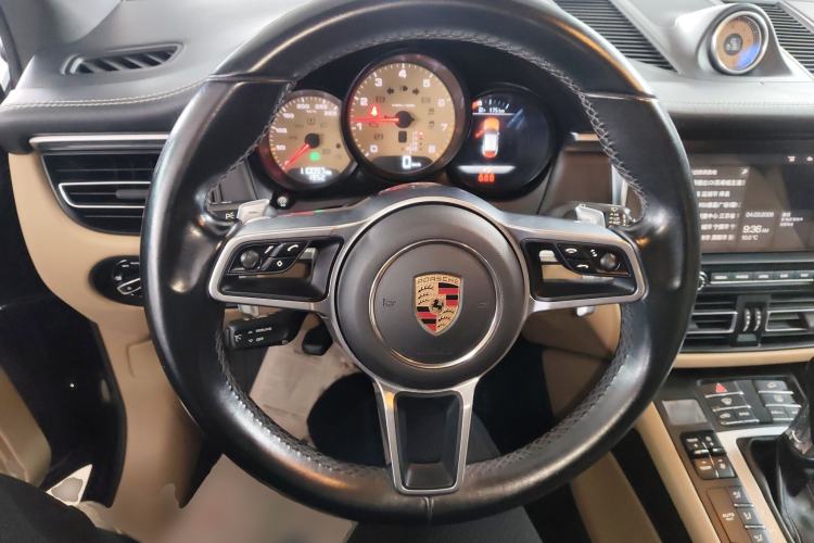 Used Porsche Macan 2018 Macan 2.0T Steering Wheel