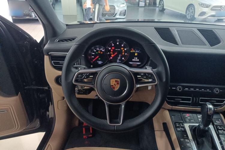 Used Porsche Macan 2018 Macan 2.0T Steering Wheel
