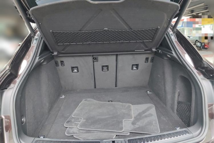 Used Porsche Macan 2018 Macan 2.0T Trunk